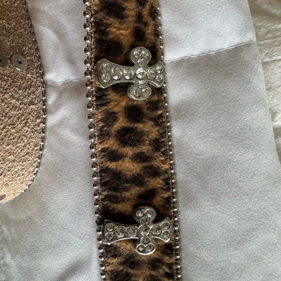 Beautiful Leather Belt, M, Faux Leopard Fur with Bling - Picture 5 of 7